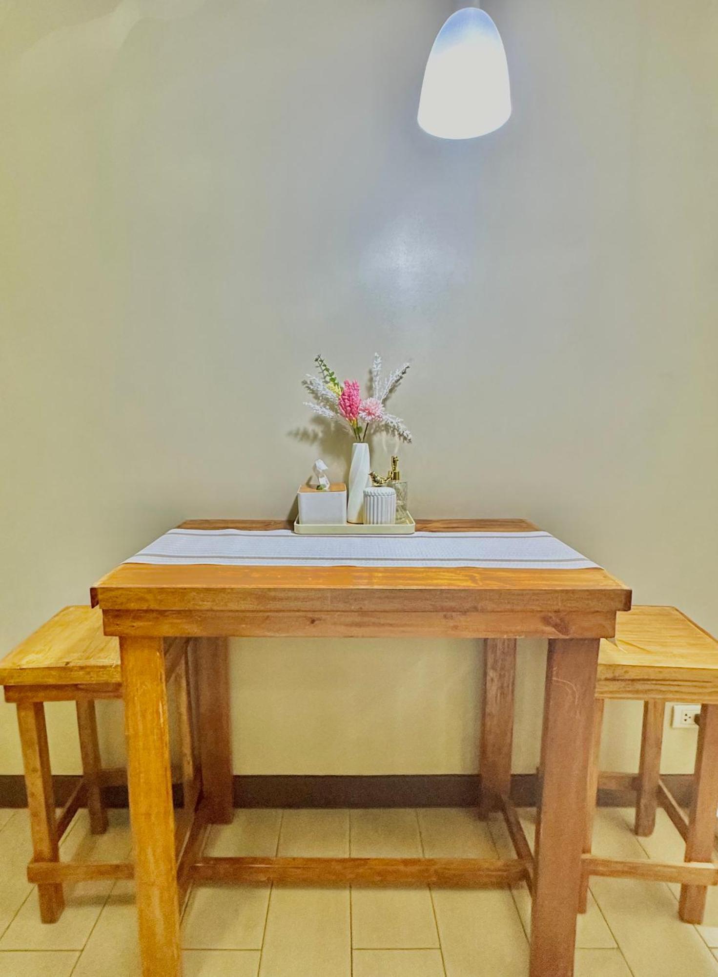 Condo In Newport City Pasay Near Naia T3 Airport Manila Exterior foto
